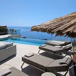 Villa Tsimaras Ii *