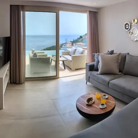 Tsimaras Ii 别墅 *